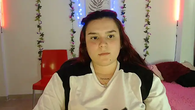 Snapshot of Nika_1_ chatting on 14, 2, 2025 Nika 1 online show from 14, 2, 2025