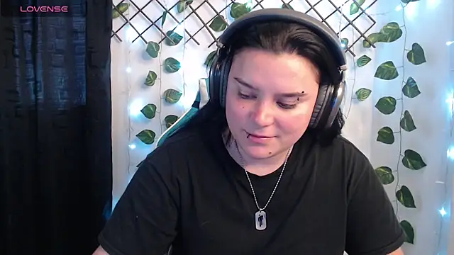 Snapshot of Nika_1_ chatting on 8, 5, 2026 Nika 1 online show from 8, 5, 2026