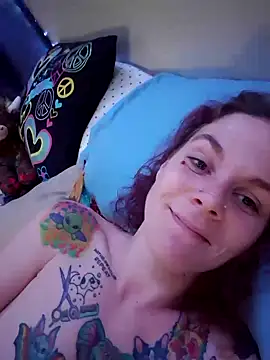 thatonespicychick online show from 6, 1, 2025