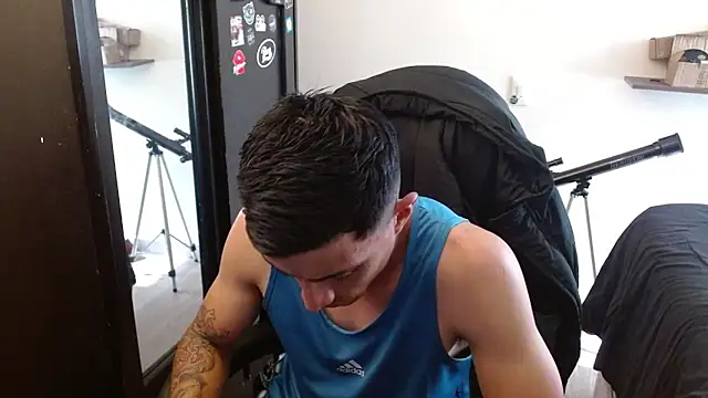 kv   xxx  online show from 14, 4, 2026