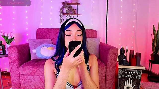 Sara Jhonson online show from 12, 6, 2026