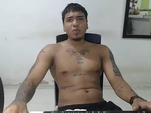 camiloacosta321 online show from 28, 11, 2025