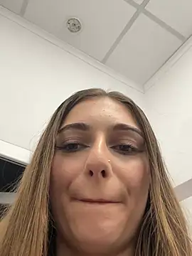 AdissonLane online show from 5, 3, 2026