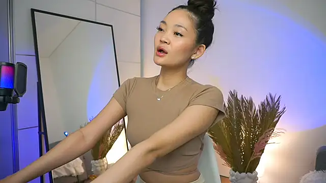 Peopleneedlove144 online show from 17, 2, 2025