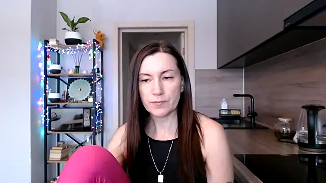 Snapshot of jainesummer chatting on 18, 2, 2025 jainesummer online show from 18, 2, 2025