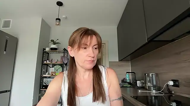 Snapshot of jainesummer chatting on 7, 7, 2026 jainesummer online show from 7, 7, 2026