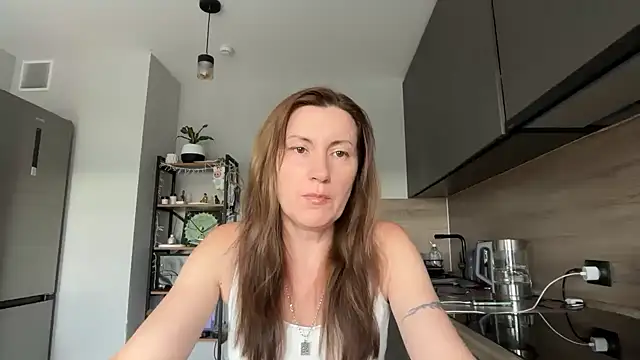 Snapshot of jainesummer chatting on 14, 7, 2026 jainesummer online show from 14, 7, 2026