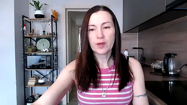 Snapshot of jainesummer chatting on 18, 3, 2025 jainesummer online show from 18, 3, 2025