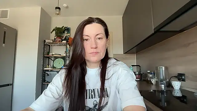 Snapshot of jainesummer chatting on 20, 4, 2026 jainesummer online show from 20, 4, 2026