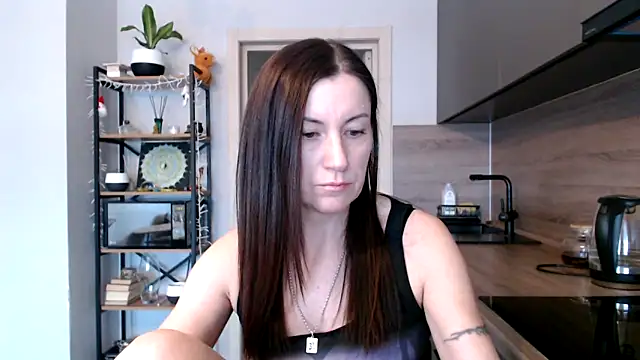 Snapshot of jainesummer chatting on 5, 3, 2025 jainesummer online show from 5, 3, 2025