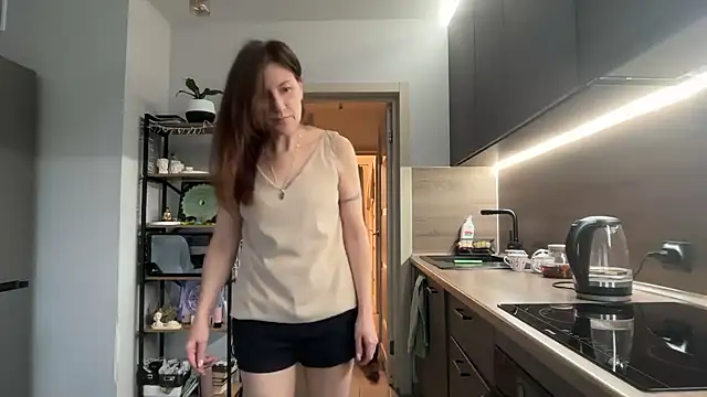 Snapshot of jainesummer chatting on 13, 11, 2025 jainesummer online show from 13, 11, 2025