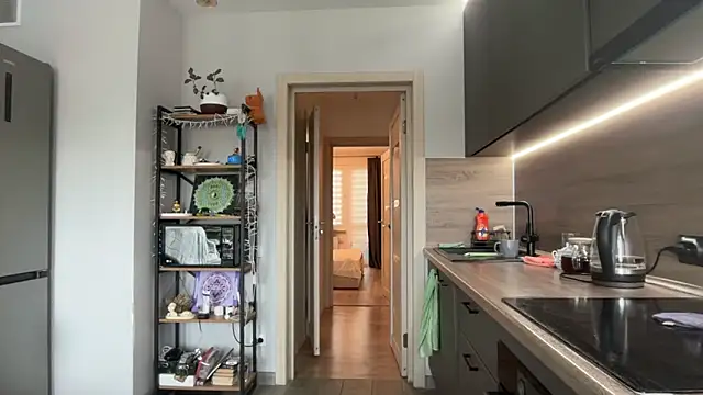 Snapshot of jainesummer chatting on 15, 10, 2025 jainesummer online show from 15, 10, 2025