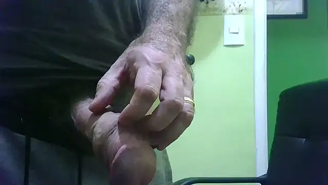 loganwolverine02 online show from 29, 10, 2025