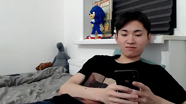 Miram Yu online show from 9, 11, 2025