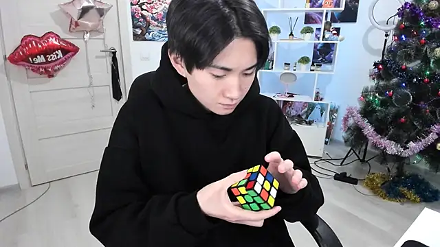 Miram Yu online show from 7, 1, 2026