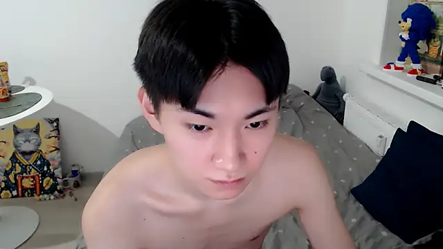 Miram Yu online show from 15, 11, 2025