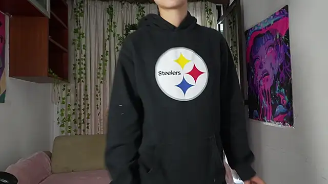 HannaRhodes online show from 16, 2, 2026