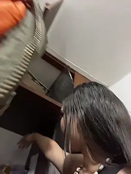 MadelineBenet online show from 28, 3, 2026