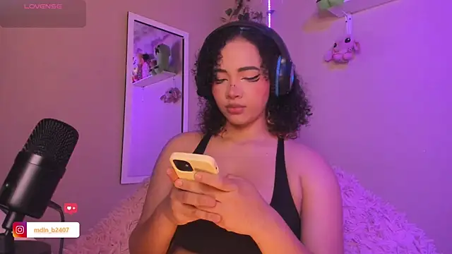 MadelineBenet online show from 28, 9, 2025