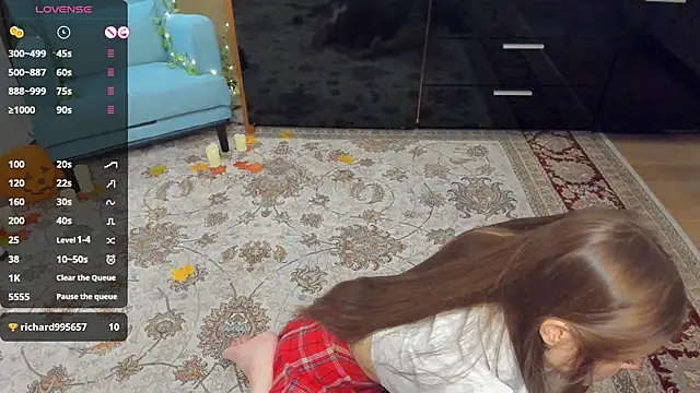 Snapshot of DarleneHatt chatting on 23, 11, 2025 DarleneHatt online show from 23, 11, 2025