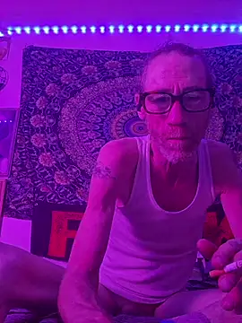 Snapshot of Undercover_Pornstar chatting on 6, 6, 2026 Undercover Pornstar online show from 6, 6, 2026