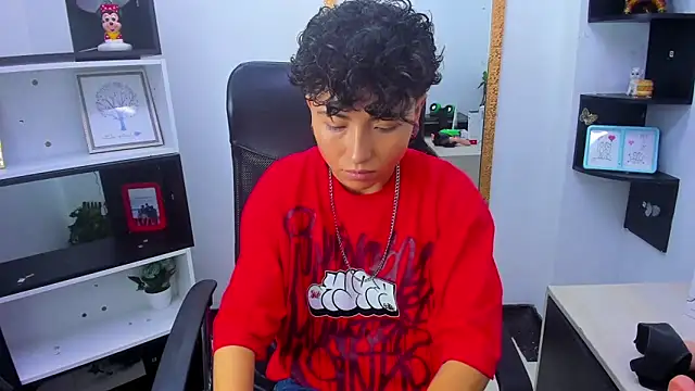 Im Mathias online show from 30, 10, 2025