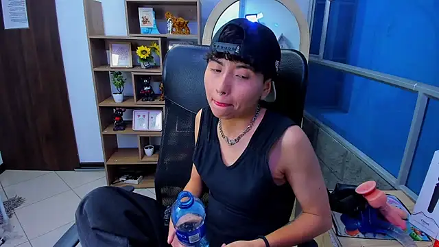 Im Mathias online show from 30, 11, 2025