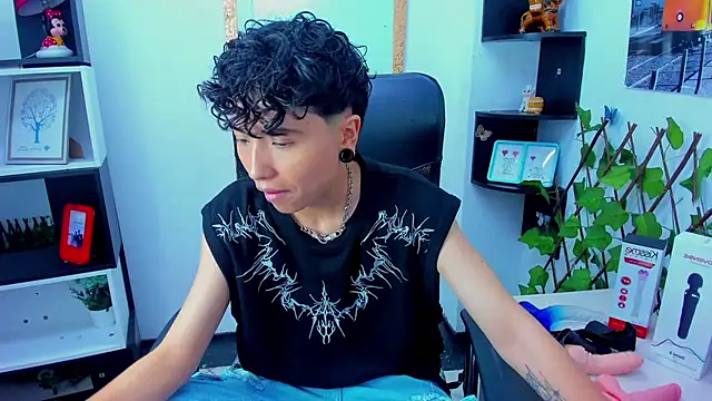 Im Mathias online show from 17, 10, 2025