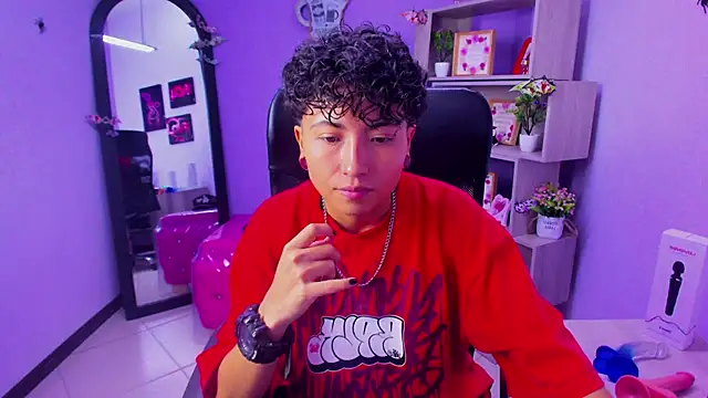 Im Mathias online show from 4, 11, 2025