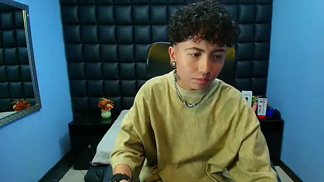 Im Mathias online show from 13, 11, 2025