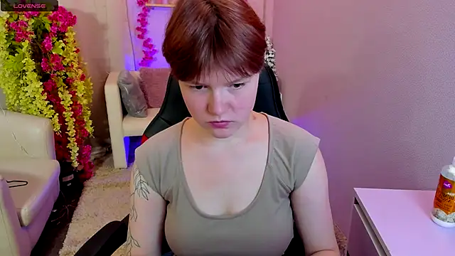 DreamyLuna online show from 12, 9, 2025