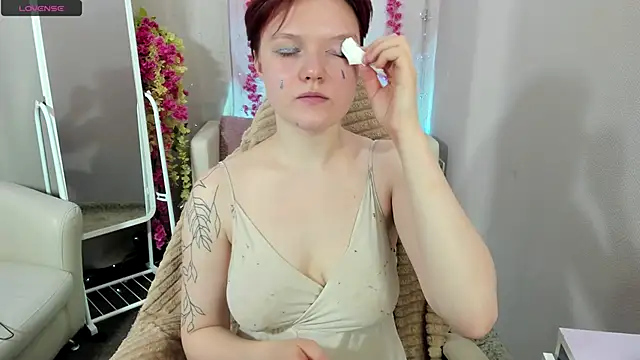 DreamyLuna online show from 12, 10, 2025