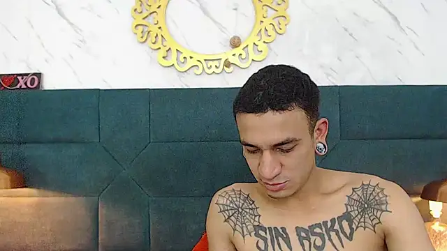 Snapshot of salome_daniel chatting on 8, 10, 2025 salome daniel online show from 8, 10, 2025