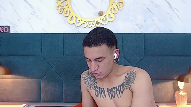 Snapshot of salome_daniel chatting on 14, 10, 2025 salome daniel online show from 14, 10, 2025