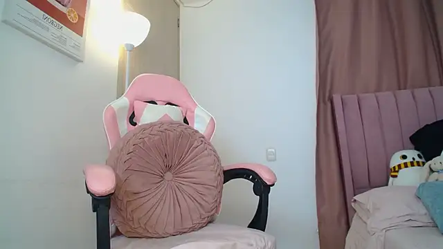 emmily forev3r online show from 9, 3, 2026