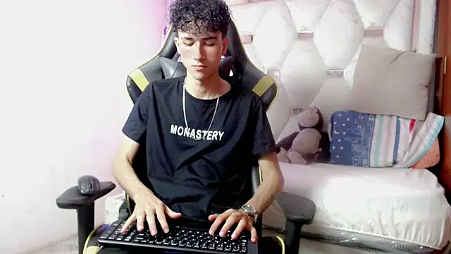 johnny cagee online show from 20, 12, 2025