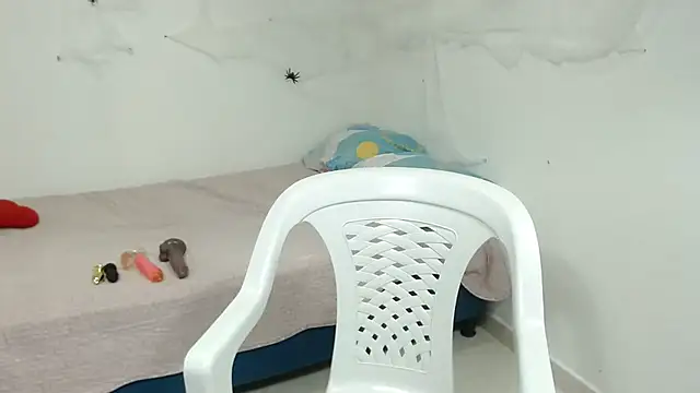 Snapshot of Agatha_browser chatting on 23, 10, 2025 Agatha browser online show from 23, 10, 2025