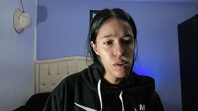 Snapshot of stephania_t chatting on 18, 6, 2026 stephania t online show from 18, 6, 2026
