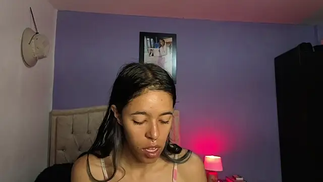 Snapshot of stephania_t chatting on 17, 6, 2026 stephania t online show from 17, 6, 2026