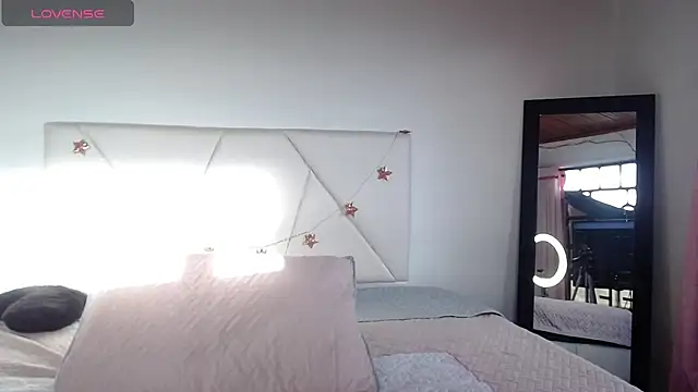 Snapshot of julz_03 chatting on 3, 12, 2025 julz 03 online show from 3, 12, 2025