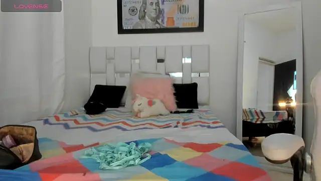 Alba Grey online show from 12, 2, 2026