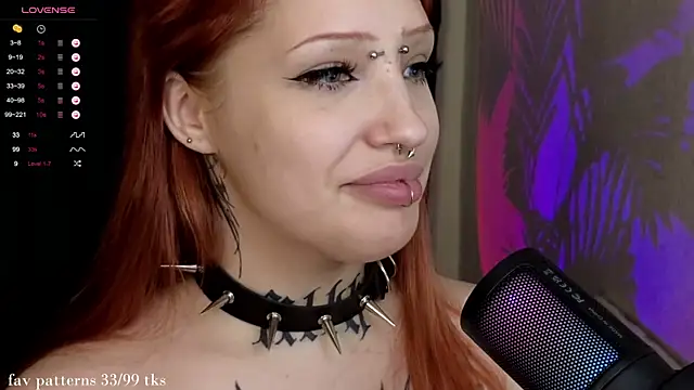 Snapshot of violetviolator chatting on 18, 1, 2025 violetviolator online show from 18, 1, 2025