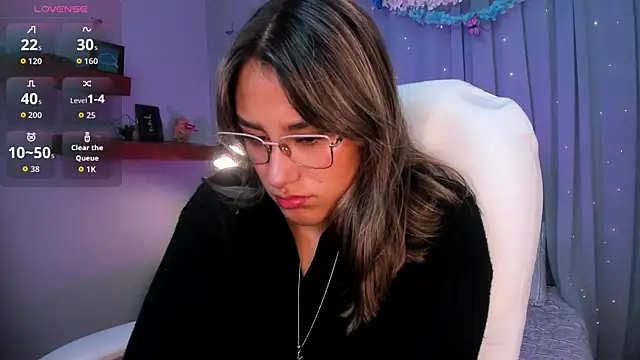 Snapshot of _Sophie__miller chatting on 18, 5, 2026 Sophie miller online show from 18, 5, 2026