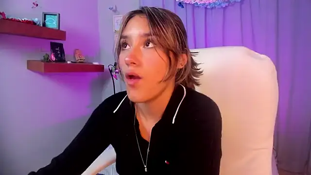  Sophie  miller online show from 20, 4, 2026