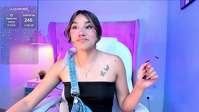  Sophie  miller online show from 5, 1, 2026