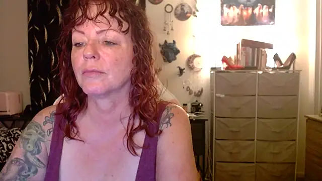 Nikkimastersgirl1091 online show from 1, 4, 2026