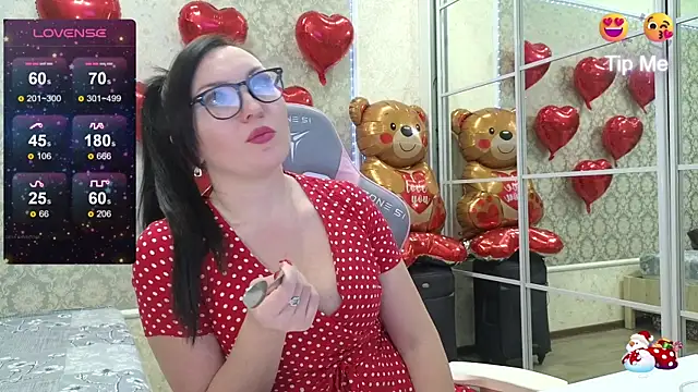 -DIVORA- online show from 11, 2, 2026