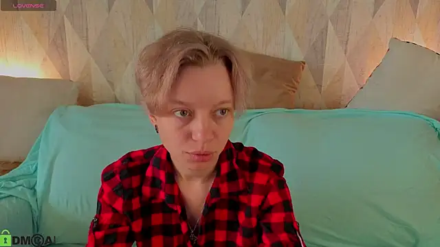 Michelle Blond online show from 16, 7, 2026