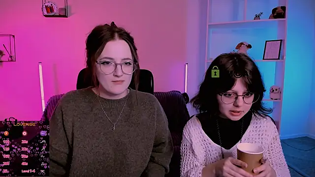 luna berryy online show from 3, 12, 2025