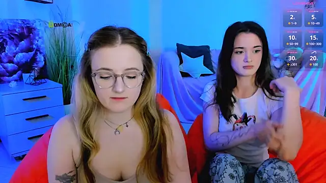 luna berryy online show from 4, 7, 2026